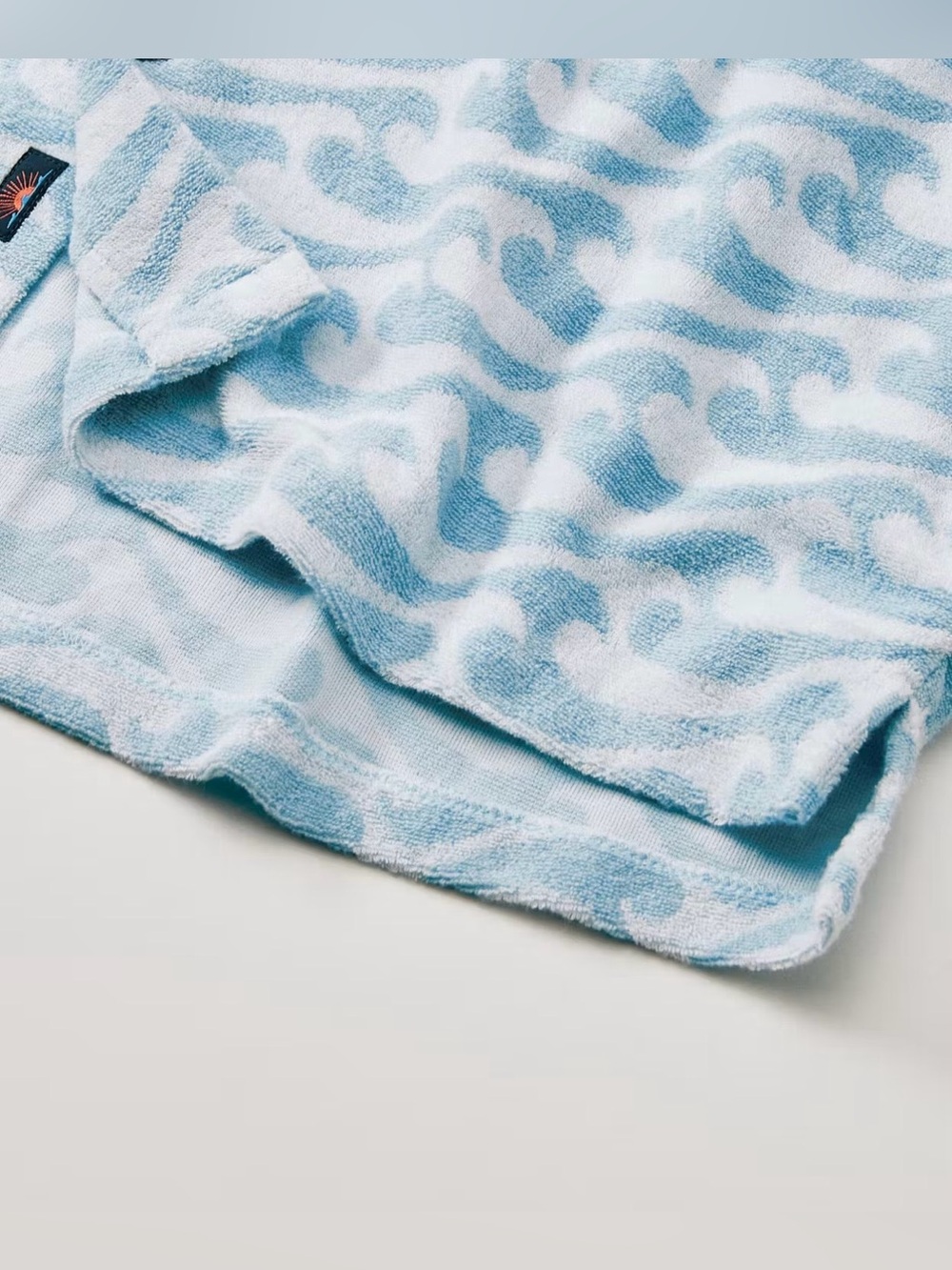 Faherty Cabana Towel Terry Shirt - In Endless Peaks -Blue resort wear - vacation - Picture 3 of 10